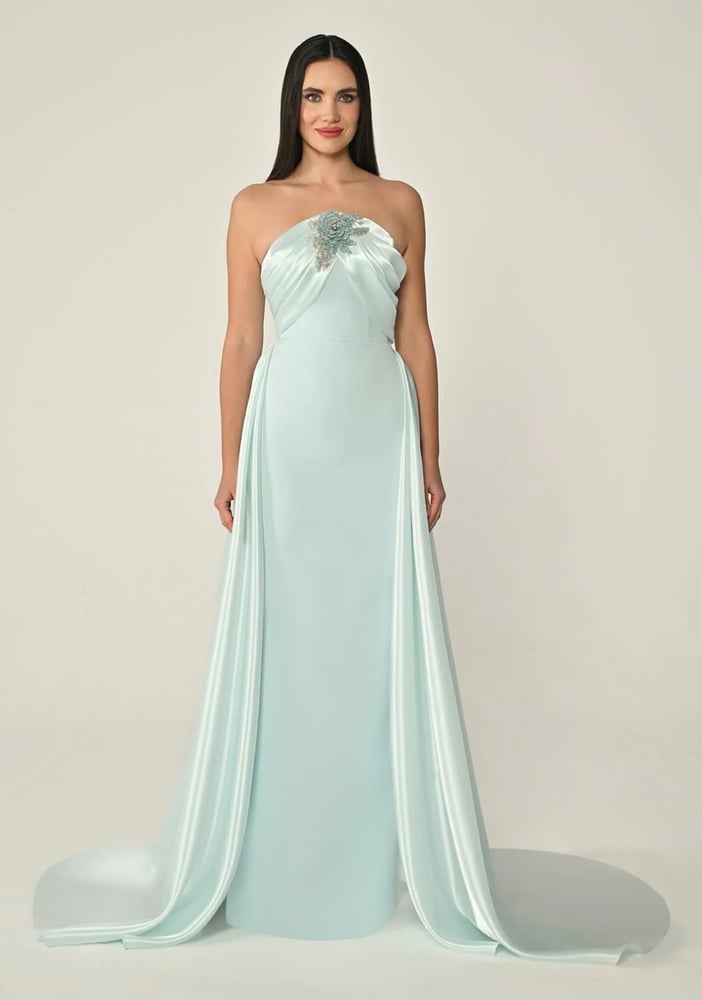 Evening dress 2025