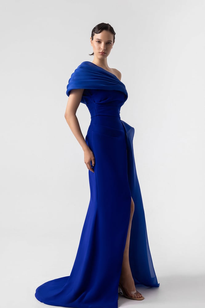 Evening dress 2025