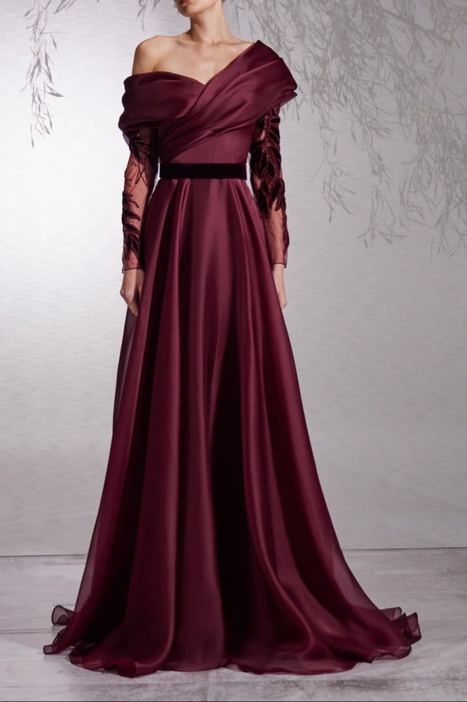 Evening dress 2025