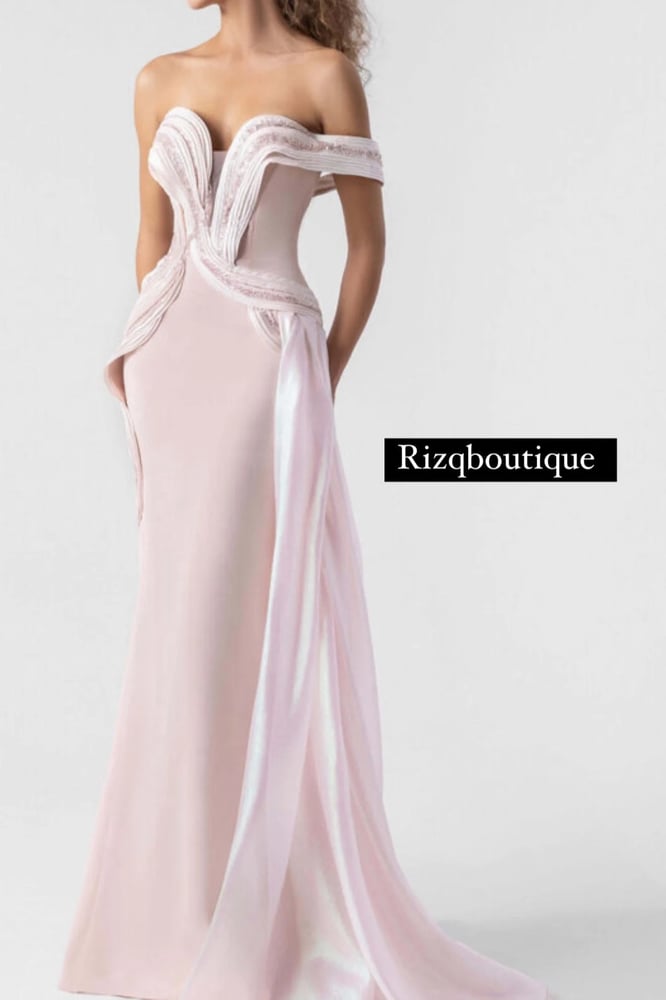 Evening dress 2025