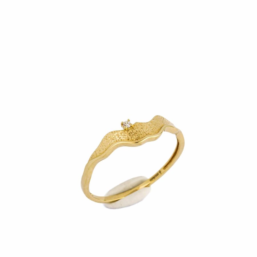 Diamond design gold ring