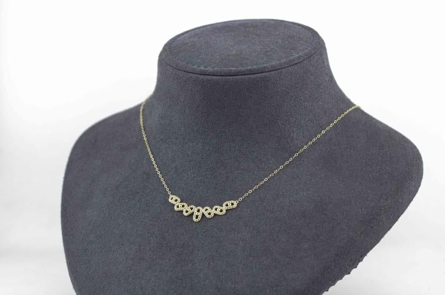 عقد  ذهب عيار 18 مرصع بالزركون 8446