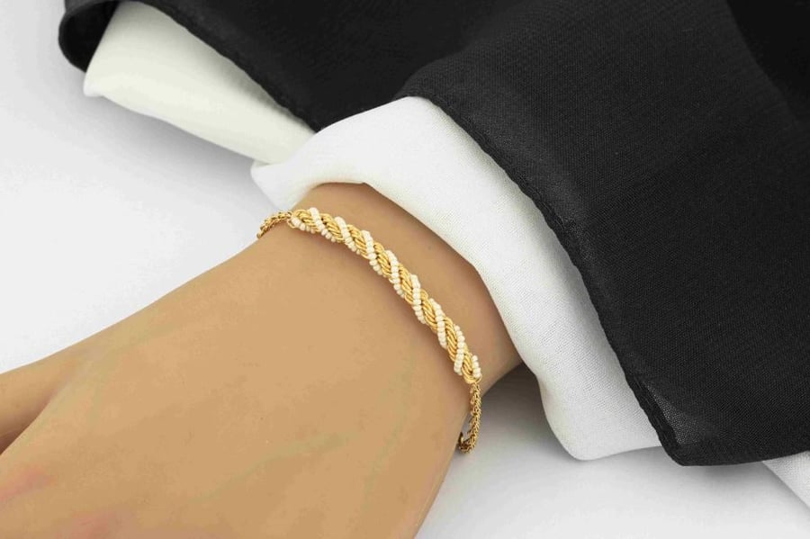 اسواره ذهب صافي مع اللؤلؤ  تصميم ايطالي M3020