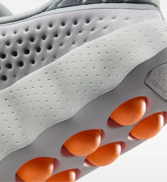 Nike mind 002