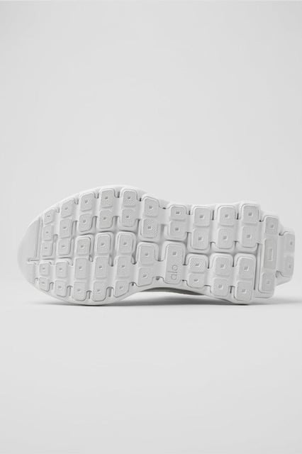 Alo white