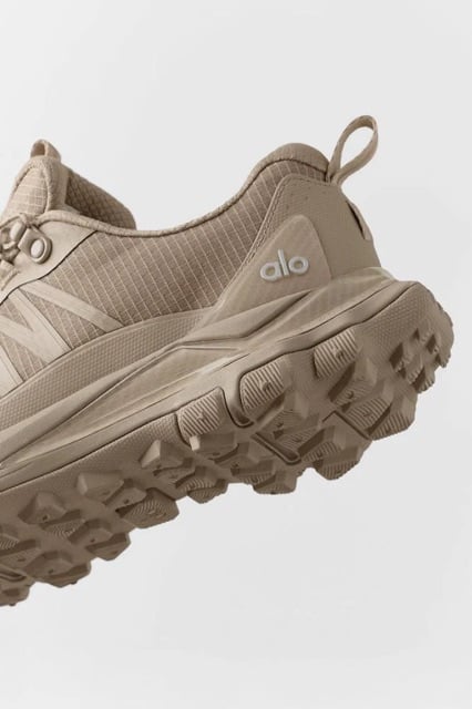Alo Yoga Trail