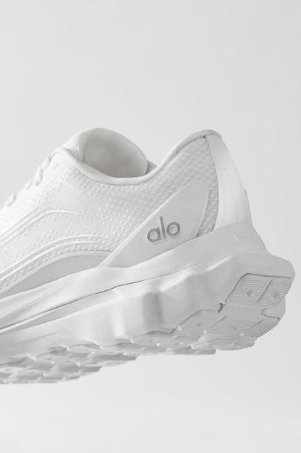 Alo white