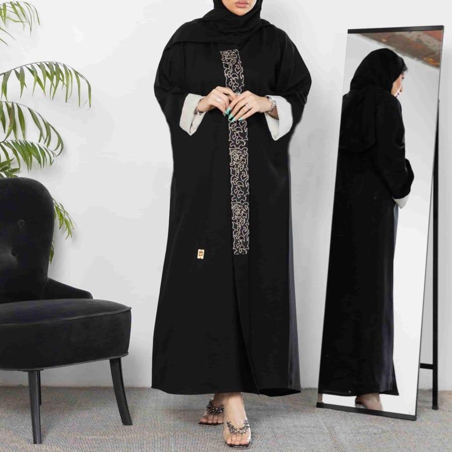 عبايات سوداء عباية سوداء