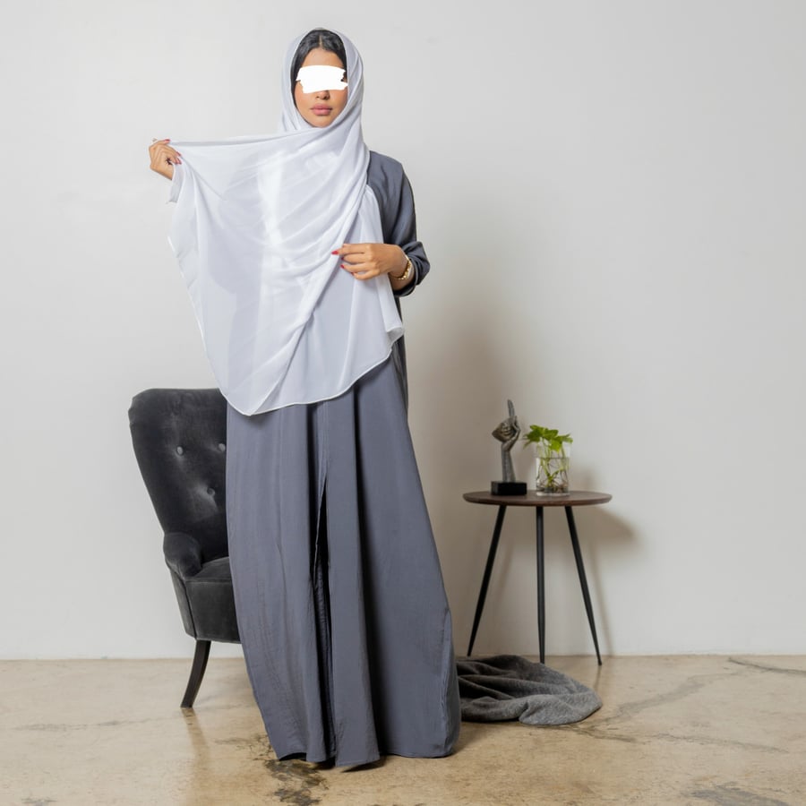 عبايه ملونة حرير مغسول قماش بحريني 2027
