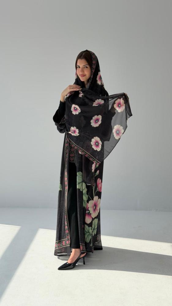 عباية زاهية