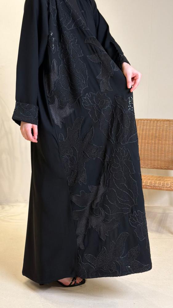 عباية ملكة الاسود