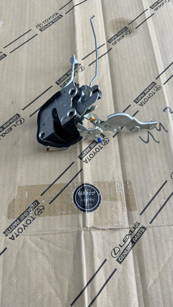 Right door lock, electric, quarter, and original Shas.