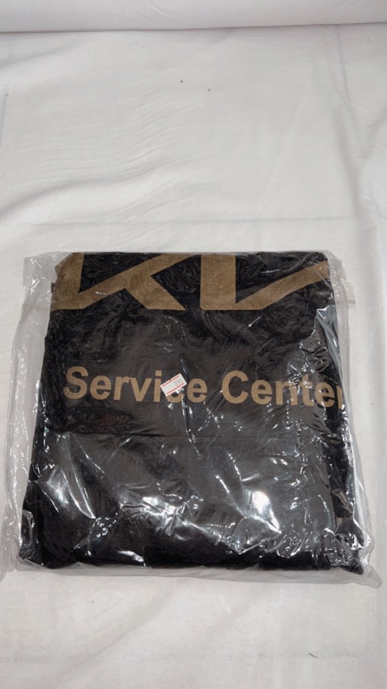 Kia black clothing
