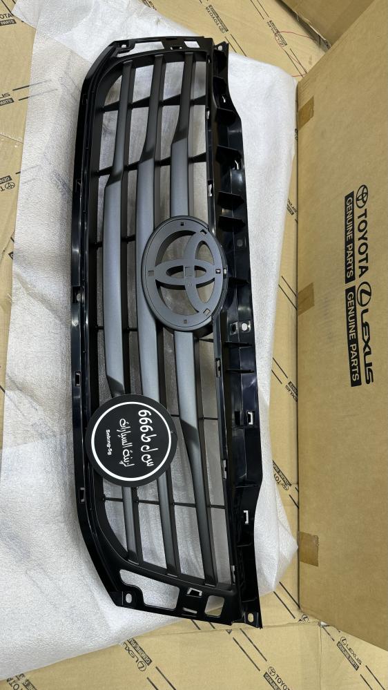 Original Toyota Hilux grille 2012-2015