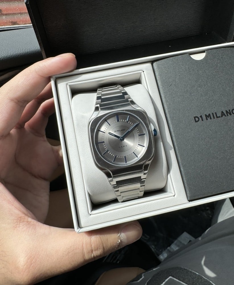 ساعة D1 milano رجاليه