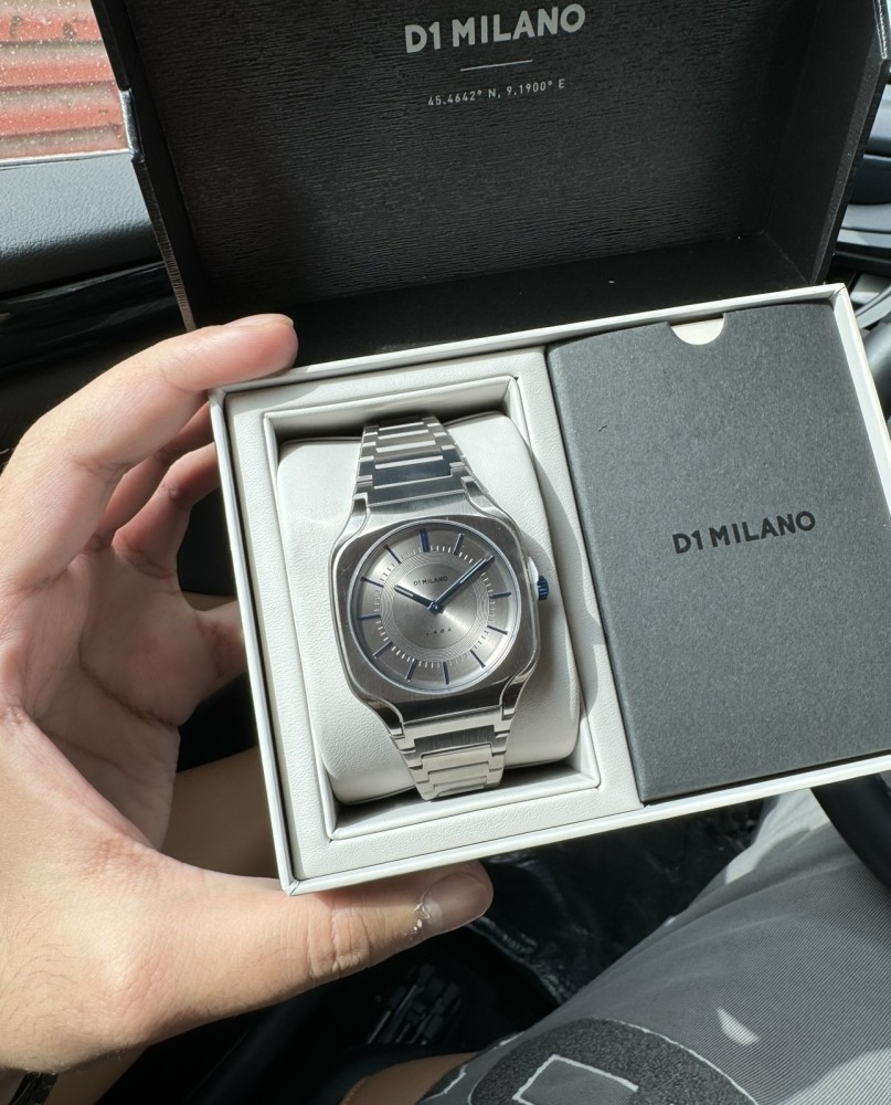 ساعة D1 milano رجاليه