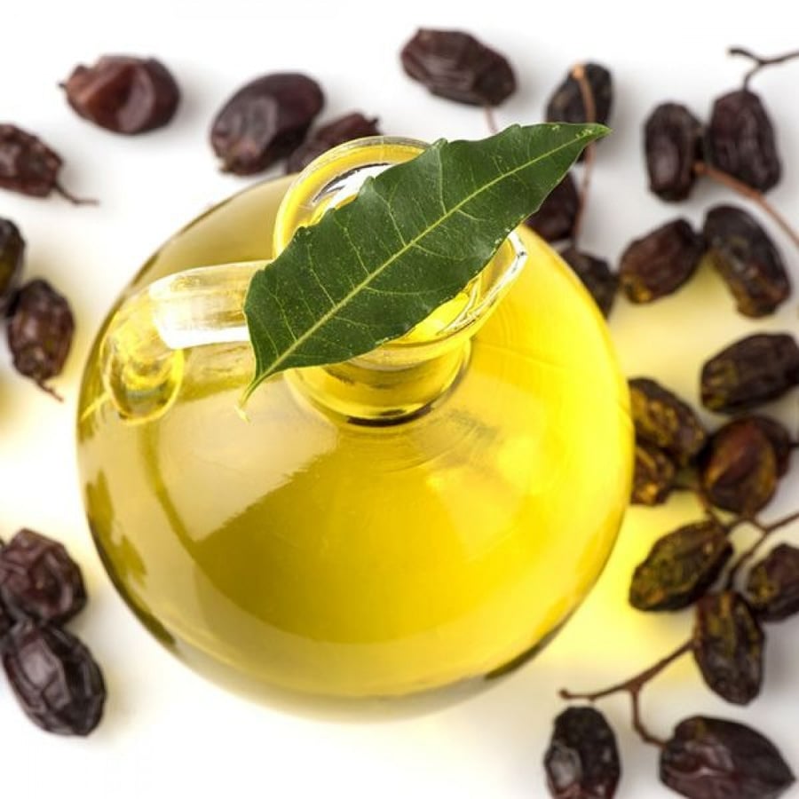 زيت النيم المركز