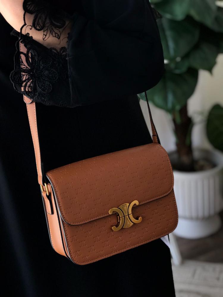 شنطة نسائية ماركة سيلين  Celine بني فاتح