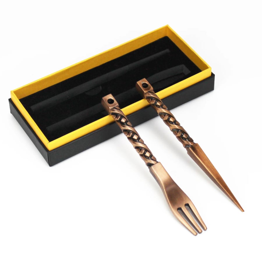 Hookah Fork & Twisted Mace Poker