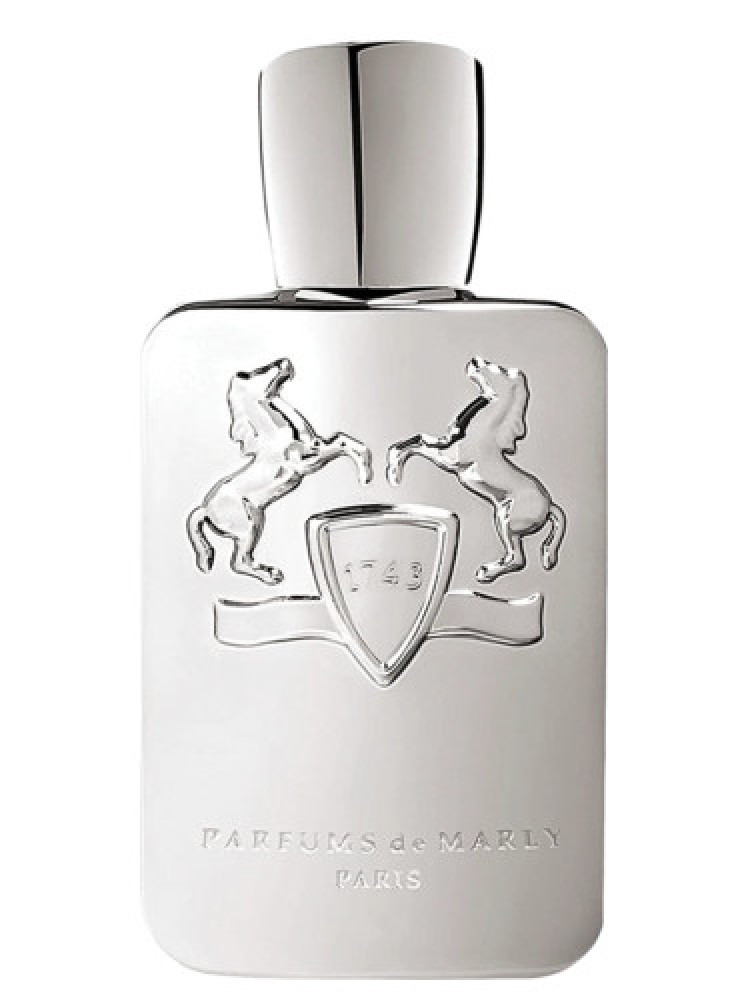عطر بيقاسوس من بارفيومز ديمارلي Pegasus Parfums de Marly عطر شرقي فوجير للرجال صدر عام 2011م إفتتاحية العطر الهيلوتروب, الكمون و البرغموت; قلب العطر اللوز المر, الخزامي و الياسمين; قاعدة العطر تتكون من الفانيليا, خشب الصندل و العنبر.الحجم: 125 مل