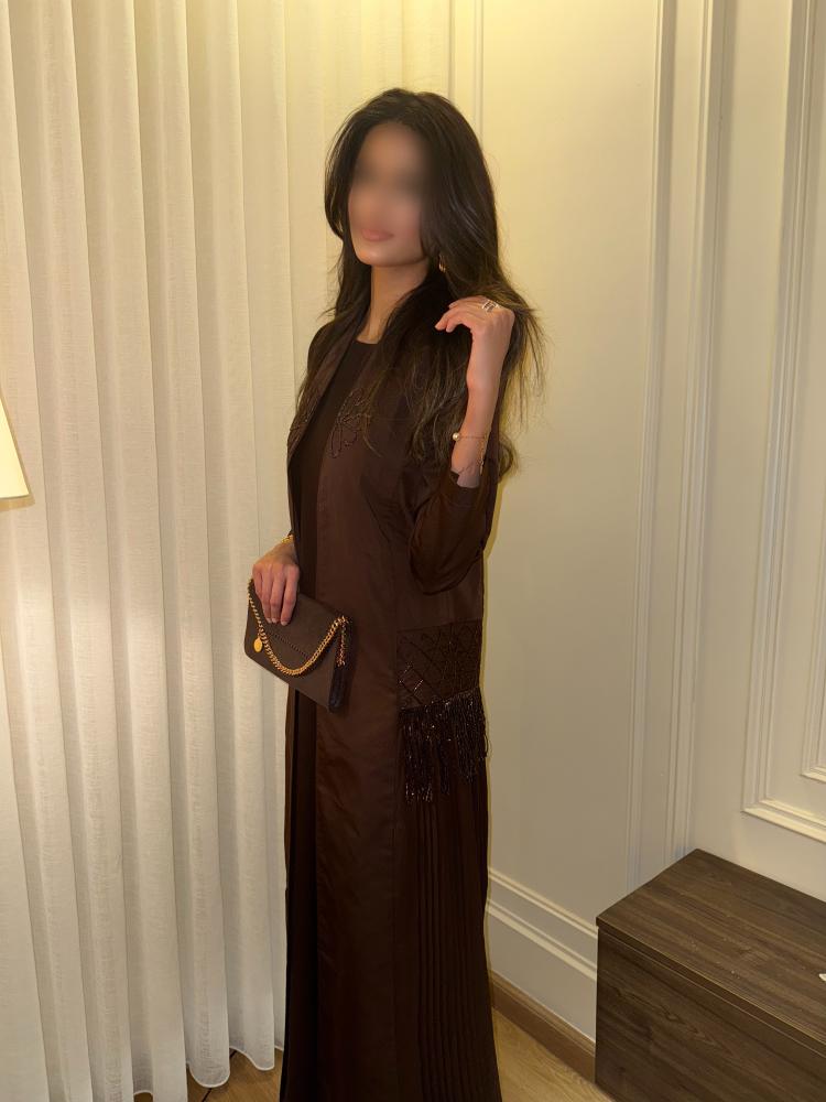 عباية مع بلسيه بالجوانب