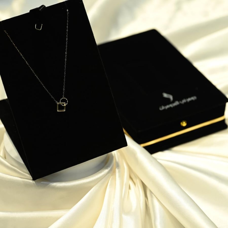 عقد ذهب تونز مربع ودائري