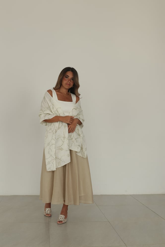 Linen skirt with linen shawl