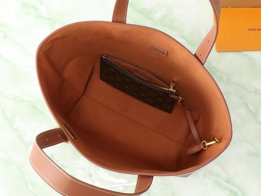 لويس فيتون  47cm