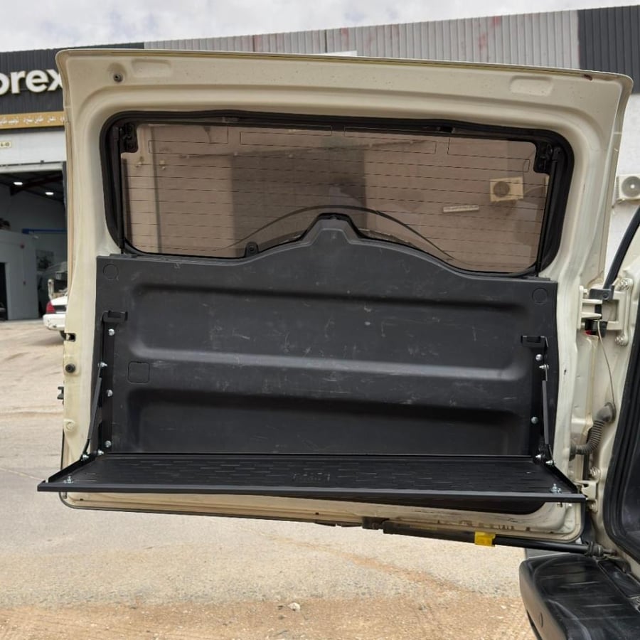 طاولة خدمات  اف جي ، برادو LC150