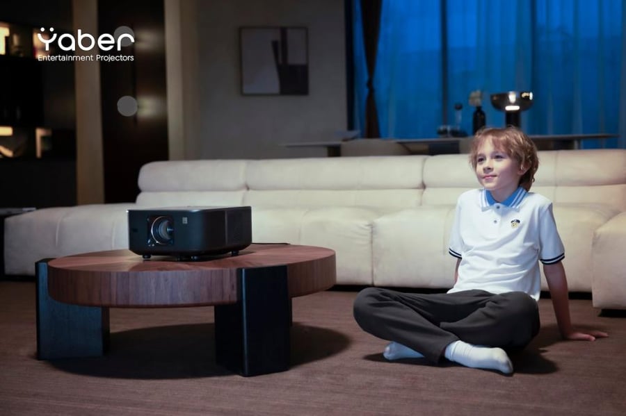 يابر بروجكتر K3 الذكي بصوت JBL 30W ونظام أندرويد ودقة Full HD