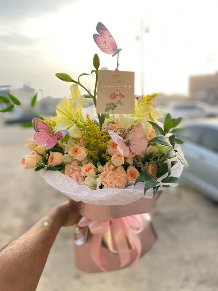 باقة فراشات الأم