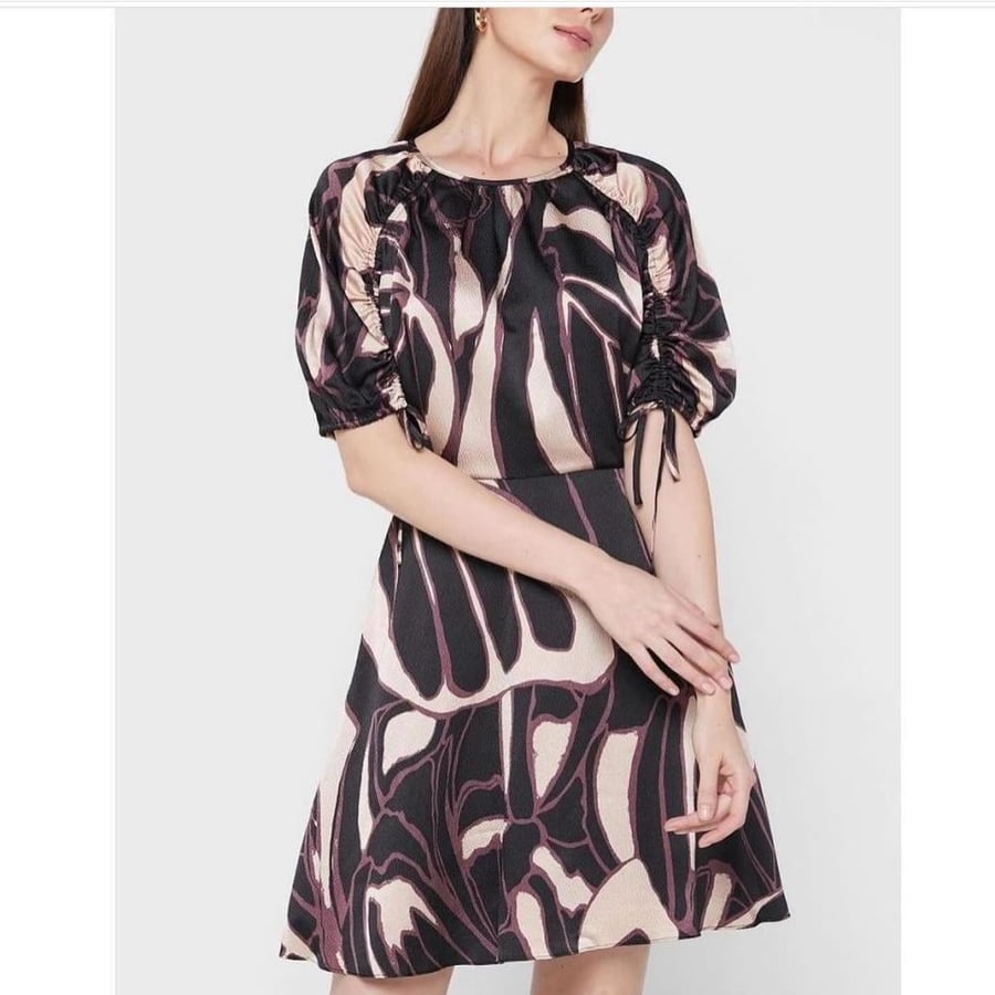 فستان نسائي تيد بيكر Ted Baker