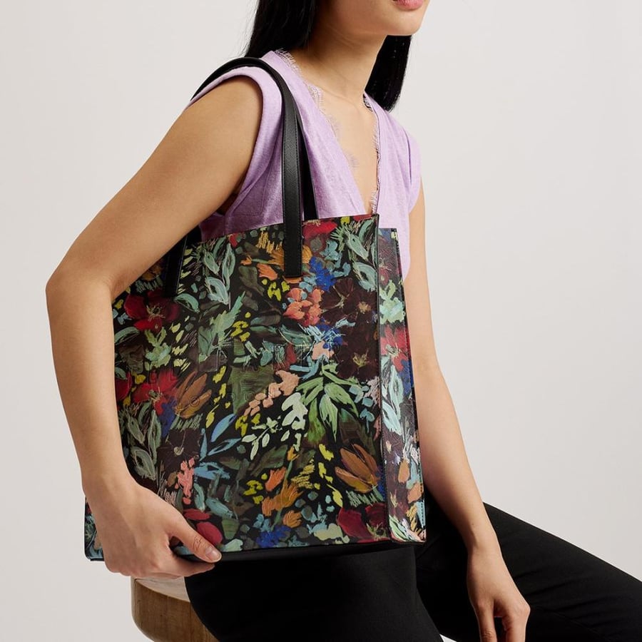 كيس وسط تيد بيكر Ted Baker