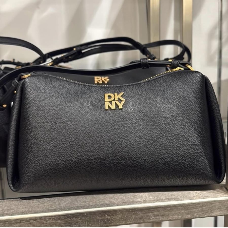 شنطة دكني DKNY