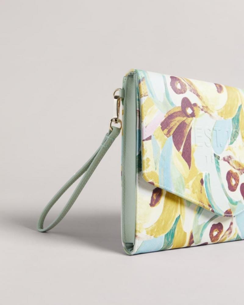 باوتش تيد بيكر Ted Baker