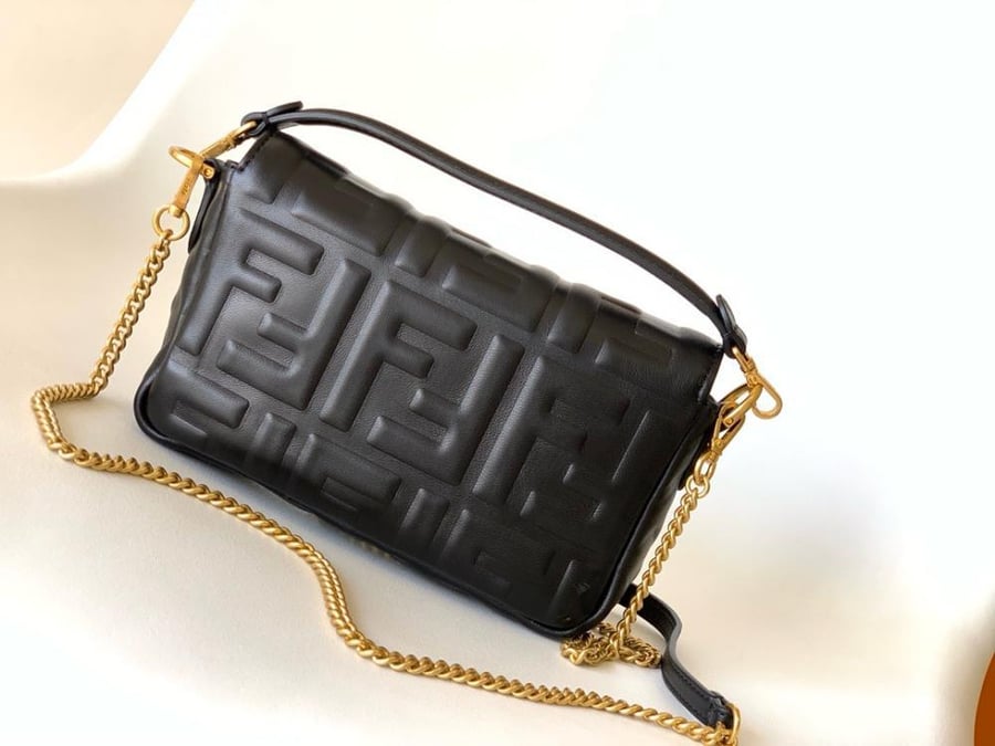 فندي Mini Baguette مقاس 20cm