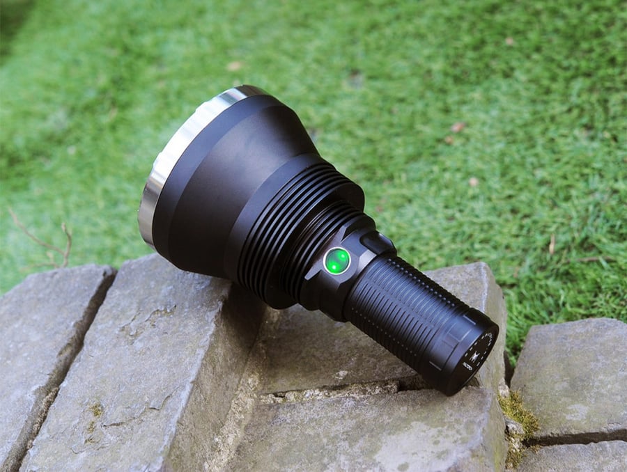 كشاف Amutorch dm90