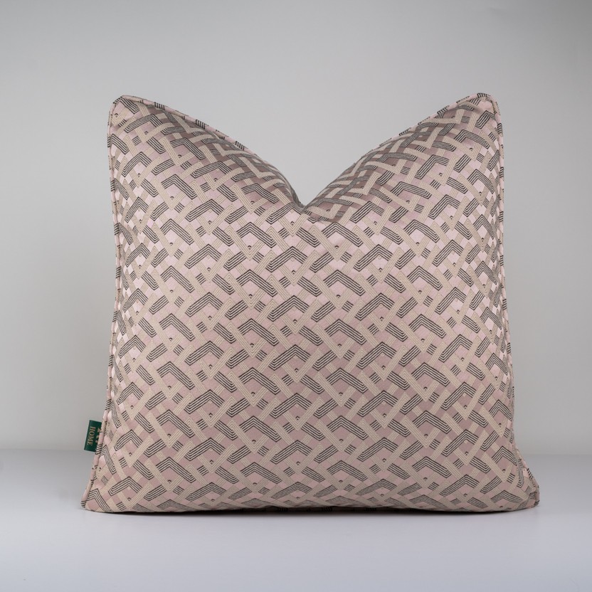 PINK KIMO (50*50cm)