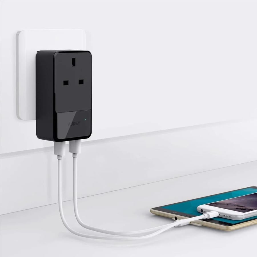 منفذ وموزع طاقة (PA-S11) كهربائي مع 4 منافذ USB من AUKEY