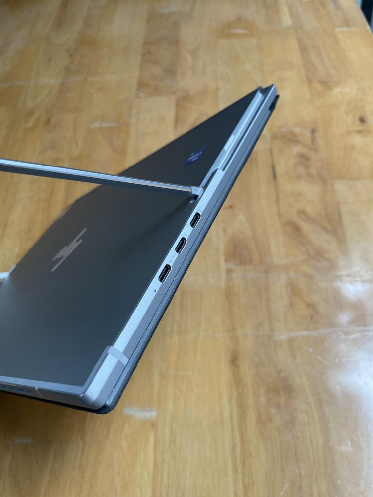 الحاسوب المتحول لابتوب / تابلت HP Elite x2 G8 من فئة النخبة لمس و قلم الرسم مستخدم / مجدد