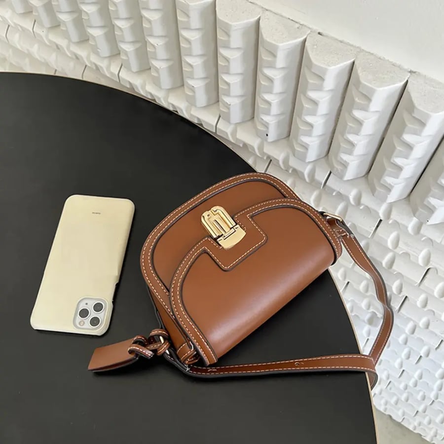 شنطة مربعة كروس