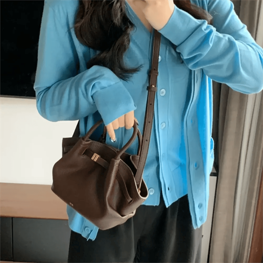 شنطة JW PEI بنية صغيرة