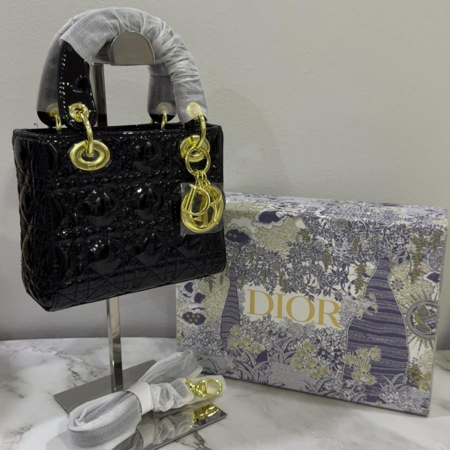 ليدي ديور DIOR