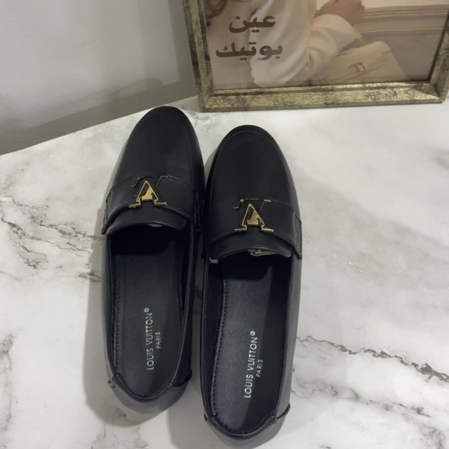 LV  لوي ڤيتون