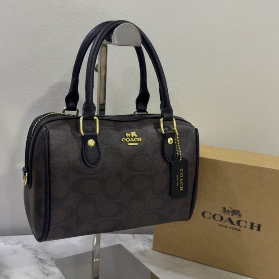 كوتش COACH