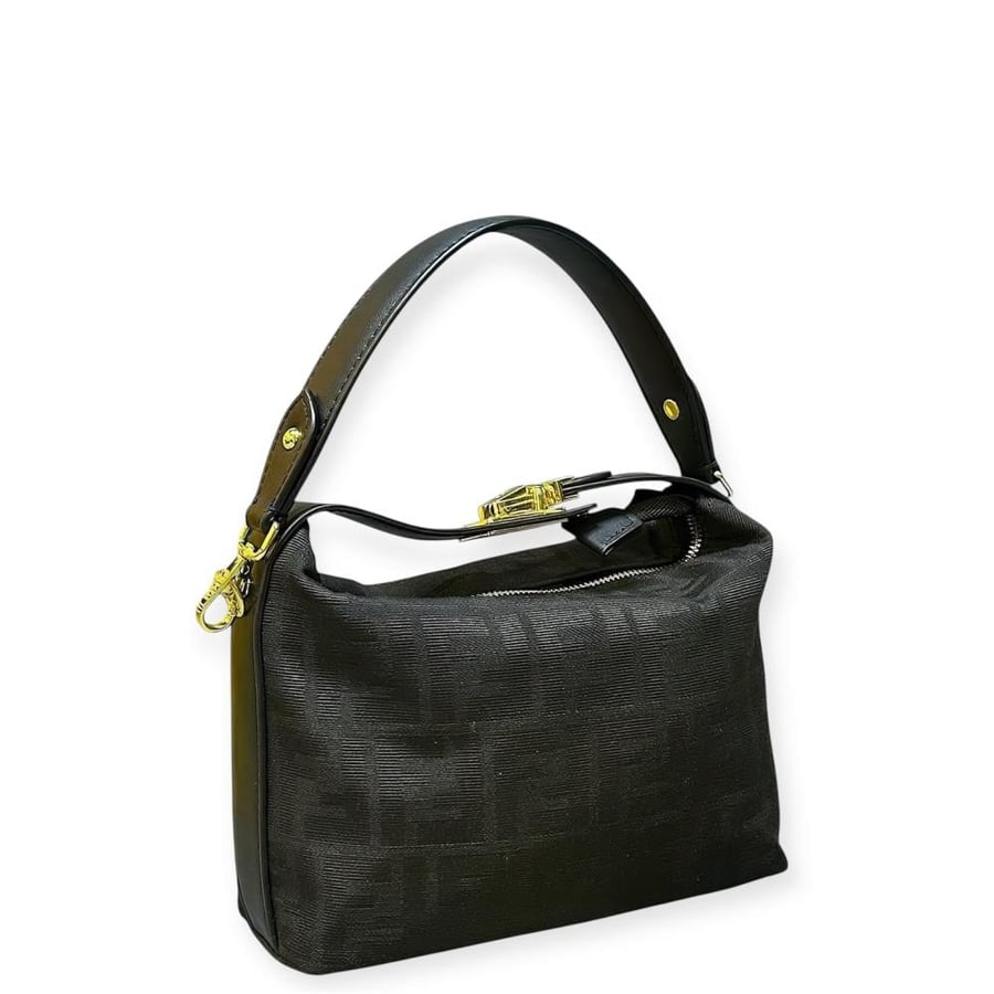 حقيبة فندي (FENDI) ألوان متعددة
