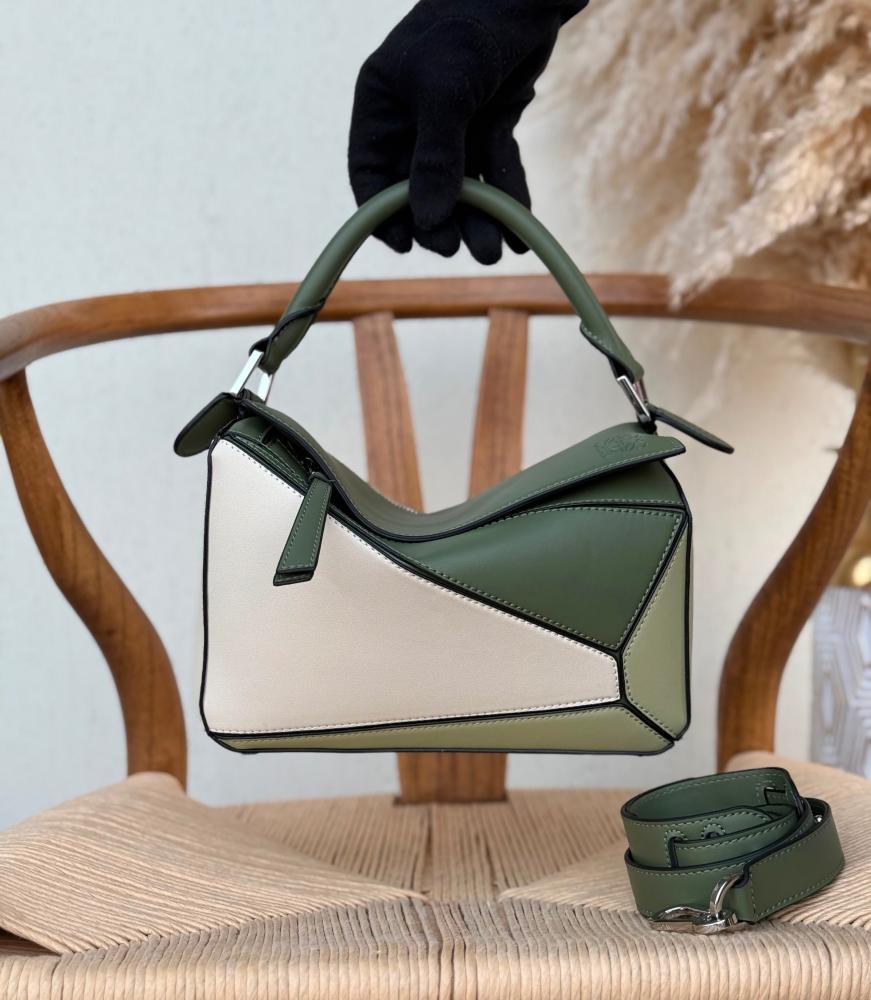 حقيبة بازل من لويفي (Loewe) ماستر كواليتي