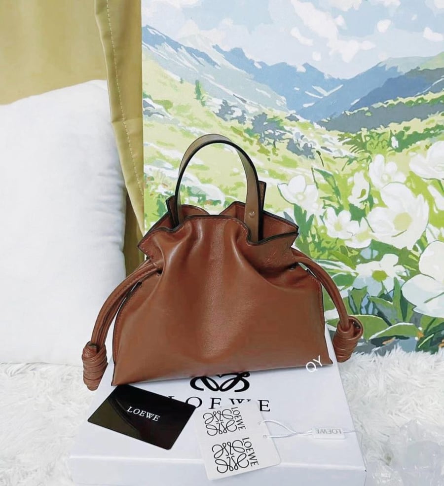حقيبة فلامنكو من لويفي (Loewe) ألوان متعددة