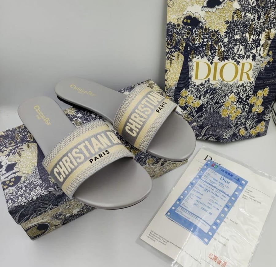سليبر دواي من ديور (Dior) ألوان متعددة