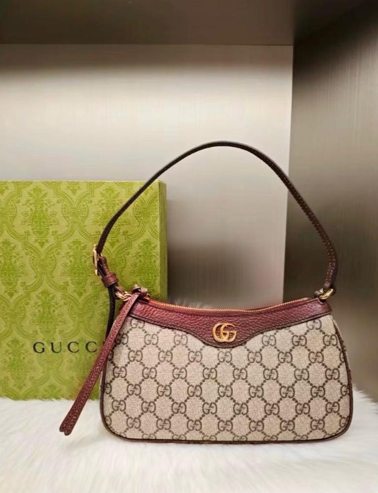 Marmont bag from Gucci in multiple colors